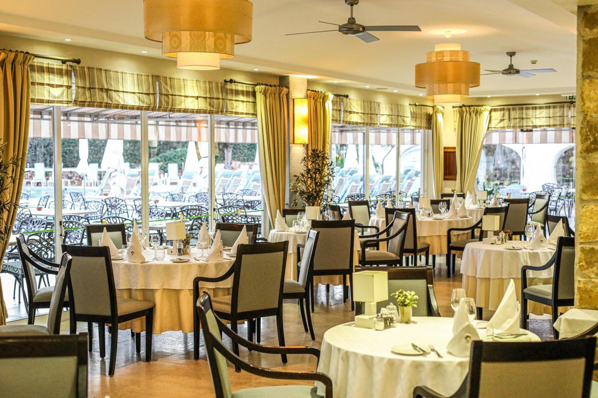 金塔湖 Four Seasons Country Club酒店 外观 照片