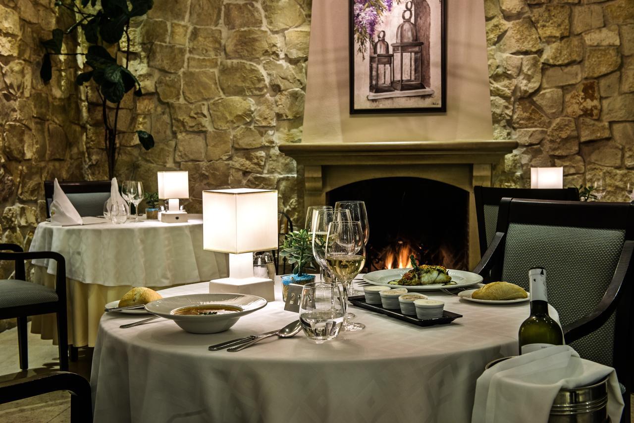金塔湖 Four Seasons Country Club酒店 外观 照片