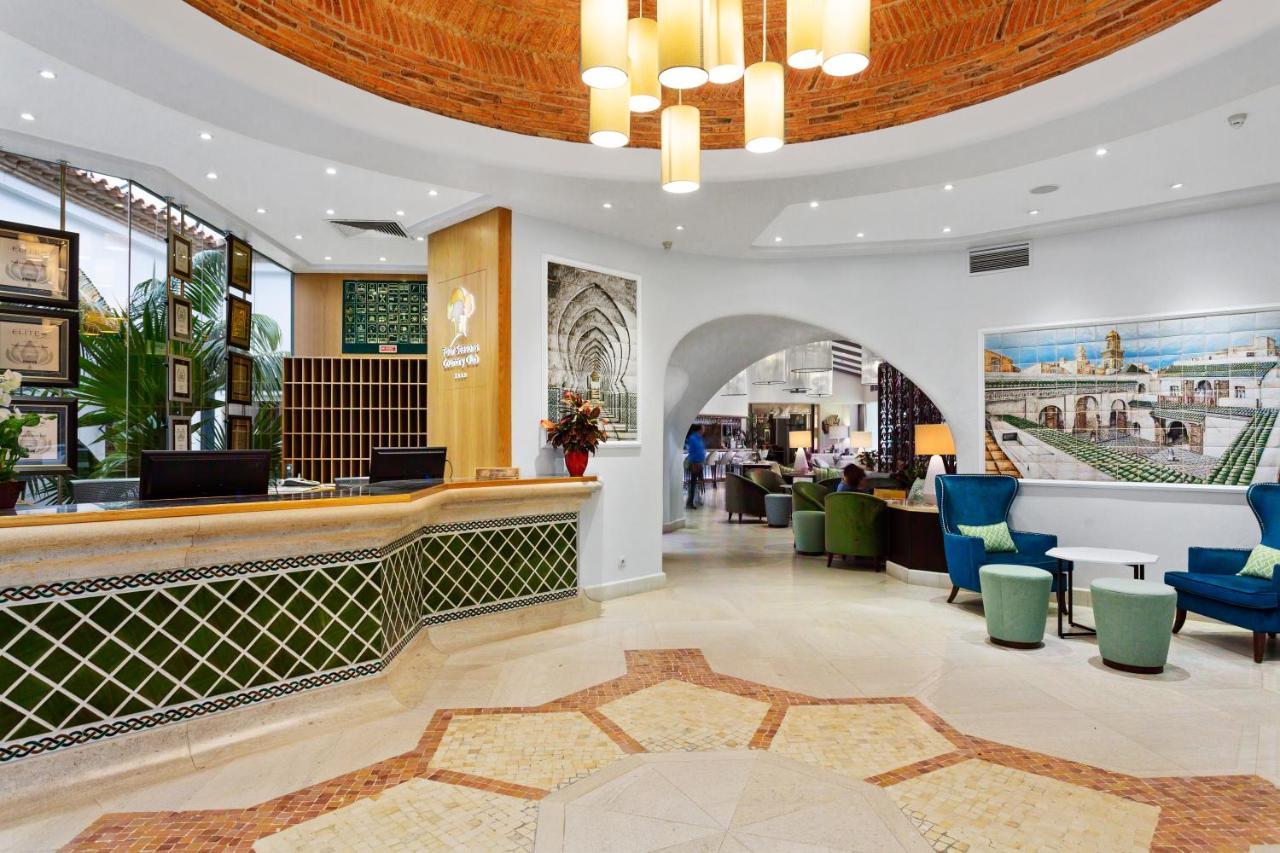 金塔湖 Four Seasons Country Club酒店 外观 照片